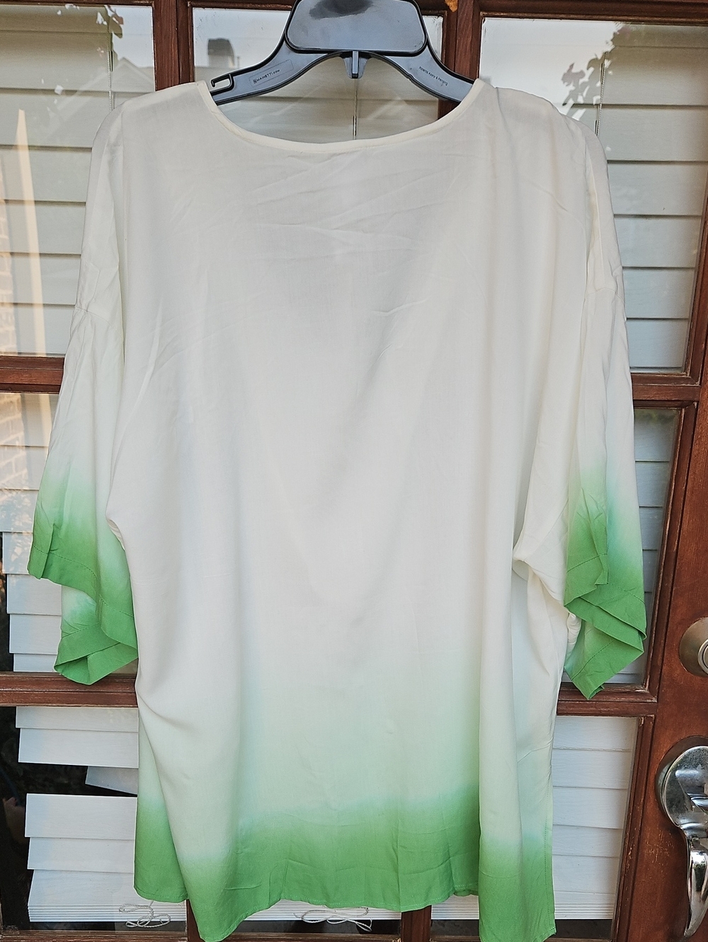NWT! Chico's White to Green Ombre Tunic with Multicolor Beaded V-Neck's Top - Picture 4 of 6